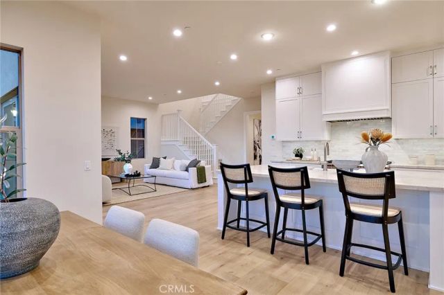 103 Oakstone, Irvine, CA 92618