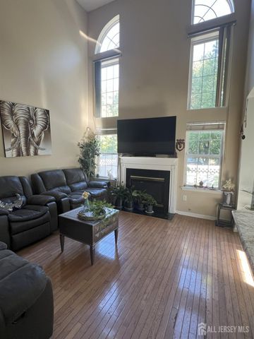 301 Park Knoll, South Brunswick, NJ 08540