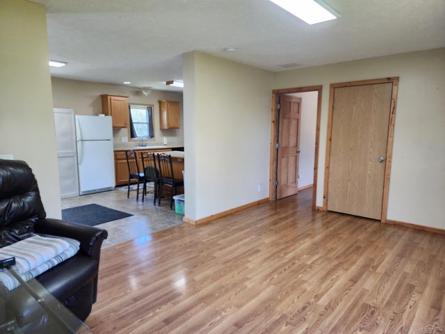 3727 S Garfield Road, Auburn, MI 48611