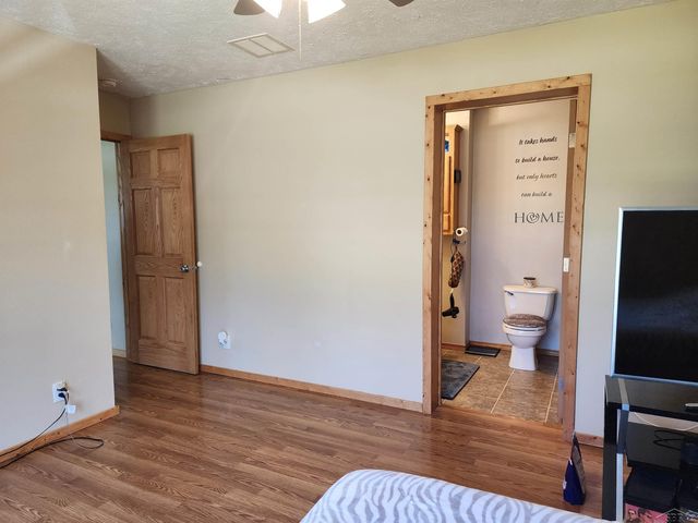3727 S Garfield Road, Auburn, MI 48611