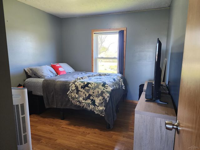 3727 S Garfield Road, Auburn, MI 48611
