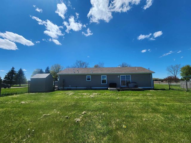 3727 S Garfield Road, Auburn, MI 48611