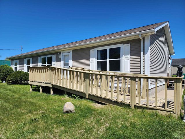3727 S Garfield Road, Auburn, MI 48611