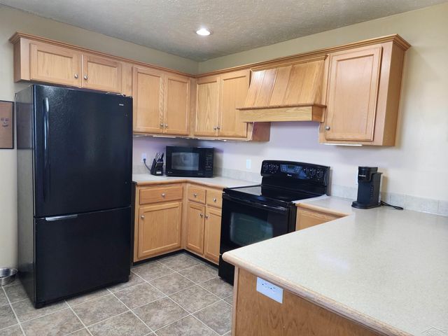 3727 S Garfield Road, Auburn, MI 48611