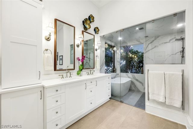 18051 Lagos WAY, Naples, FL 34110