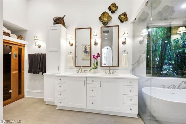 18051 Lagos WAY, Naples, FL 34110