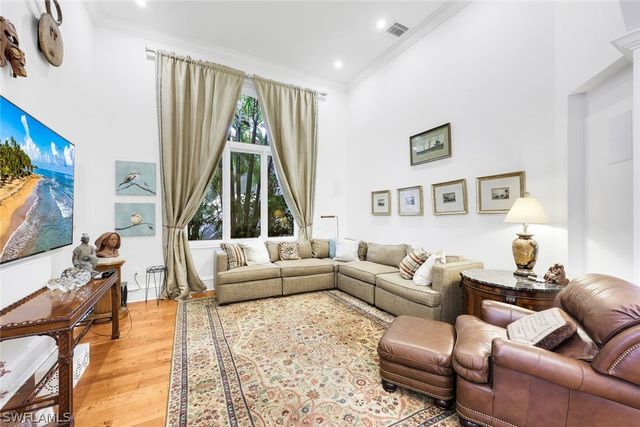 18051 Lagos WAY, Naples, FL 34110