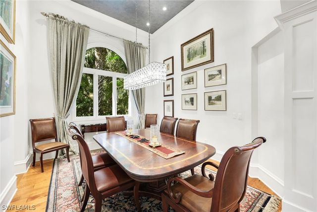 18051 Lagos WAY, Naples, FL 34110