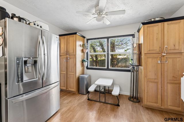 3512 Leawood Drive, Bellevue, NE 68123