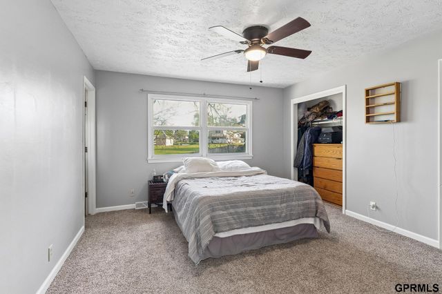 3512 Leawood Drive, Bellevue, NE 68123