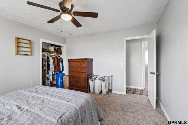 3512 Leawood Drive, Bellevue, NE 68123