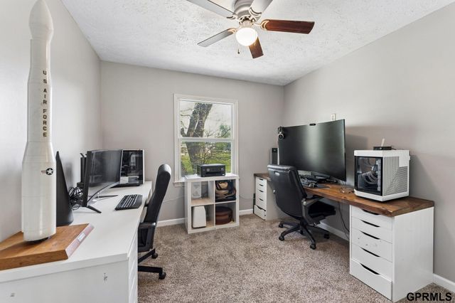 3512 Leawood Drive, Bellevue, NE 68123