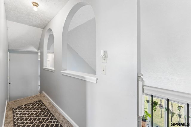 3512 Leawood Drive, Bellevue, NE 68123
