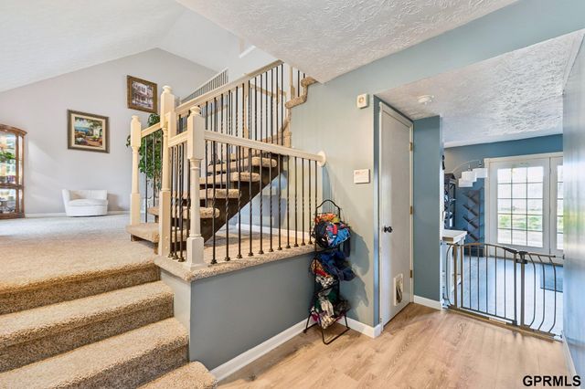 3512 Leawood Drive, Bellevue, NE 68123