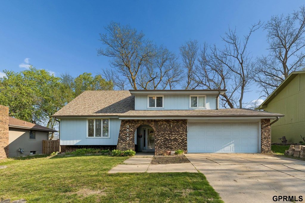3512 Leawood Drive, Bellevue, NE 68123