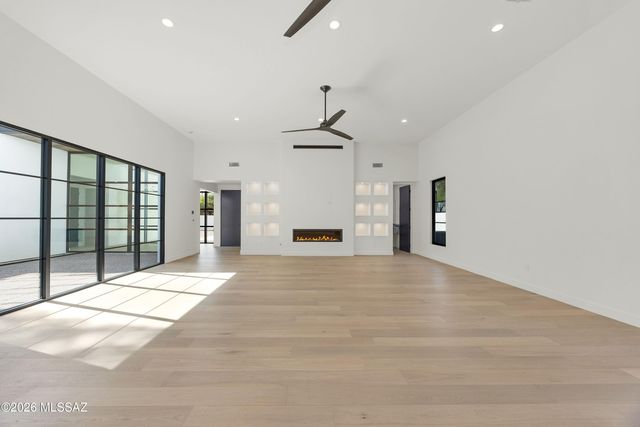 3837 E Calle Cortez, Tucson, AZ 85716