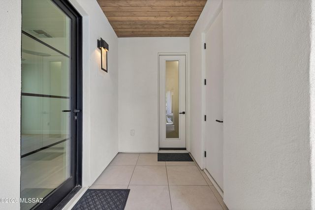 3837 E Calle Cortez, Tucson, AZ 85716