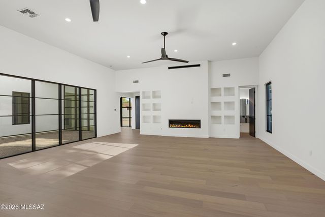 3837 E Calle Cortez, Tucson, AZ 85716