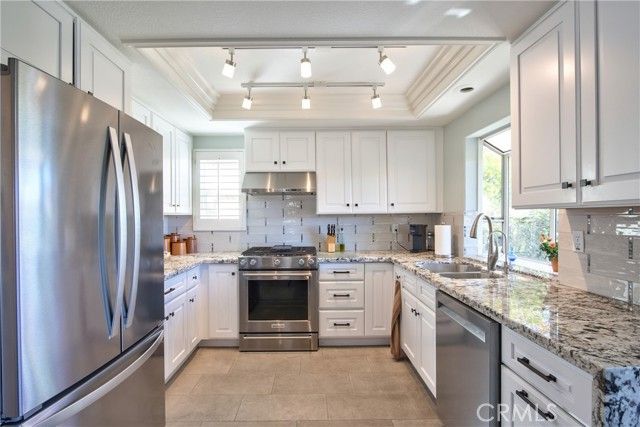 40581 Via Amapola, Murrieta, CA 92562