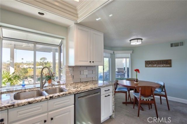 40581 Via Amapola, Murrieta, CA 92562