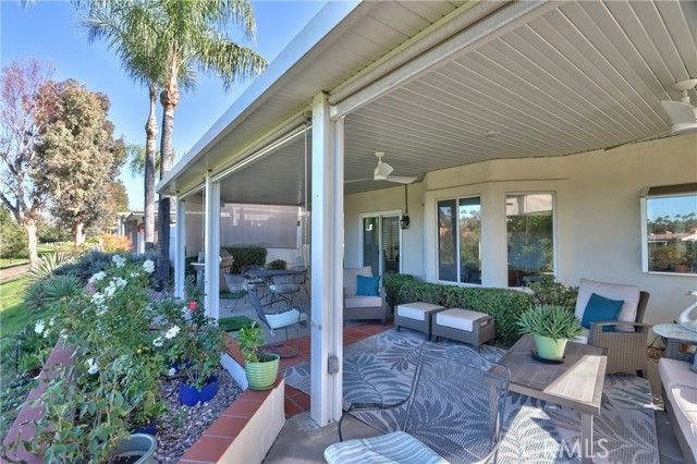 40581 Via Amapola, Murrieta, CA 92562