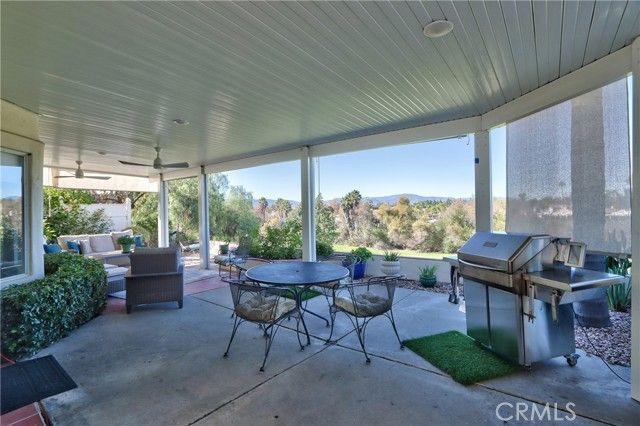 40581 Via Amapola, Murrieta, CA 92562