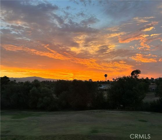 40581 Via Amapola, Murrieta, CA 92562