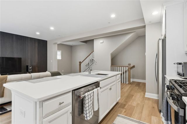 3023 Howell Dr, Bridgeville, PA 15017