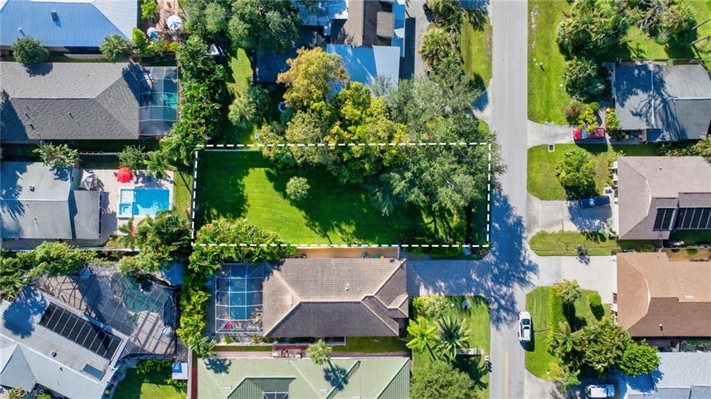 790 97th AVE N, Naples, FL 34108