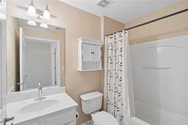 162 Cottage Club Drive, Locust Grove, GA 30248
