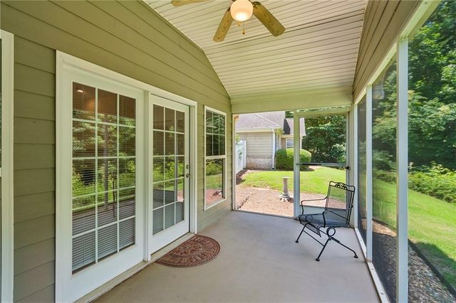 162 Cottage Club Drive, Locust Grove, GA 30248
