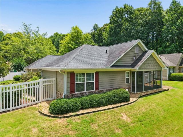 162 Cottage Club Drive, Locust Grove, GA 30248