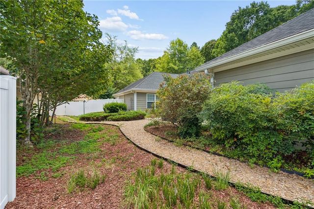 162 Cottage Club Drive, Locust Grove, GA 30248