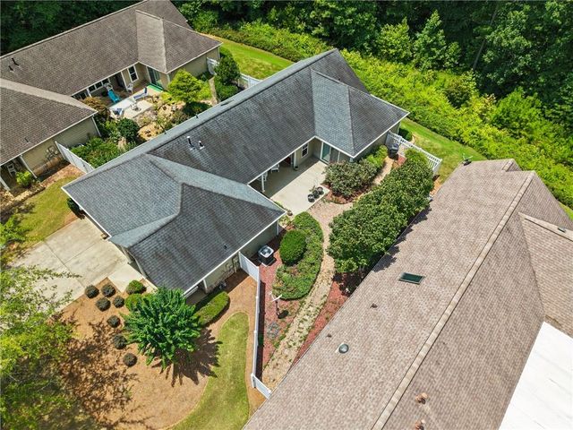 162 Cottage Club Drive, Locust Grove, GA 30248