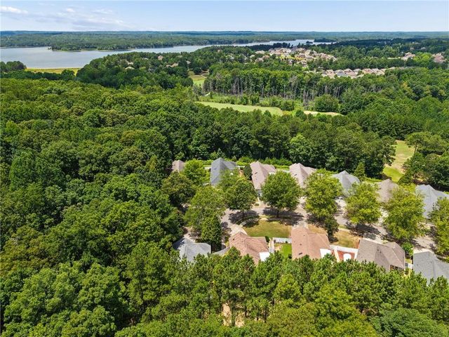 162 Cottage Club Drive, Locust Grove, GA 30248