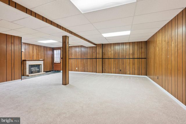 8301 OVERMONT RD, Baltimore, MD 21234