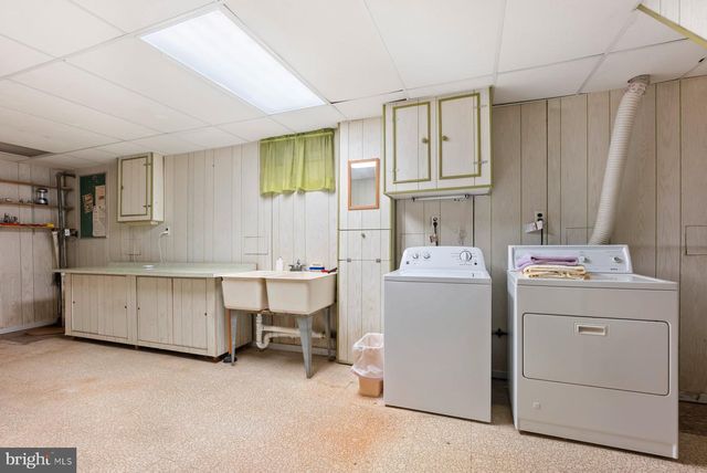 8301 OVERMONT RD, Baltimore, MD 21234