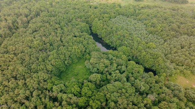 6604 W Middletown Road, Canfield, OH 44406