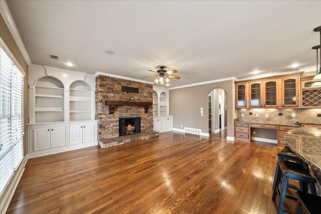 25 BRANSTON CV, Eads, TN 38028