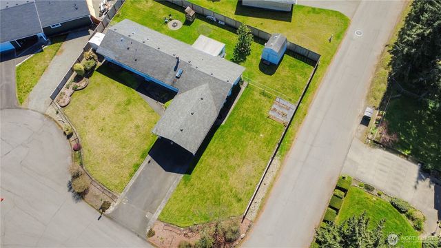 922 140th St E, Tacoma, WA 98445