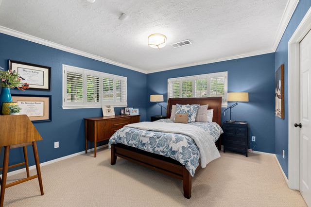 10626 Holly Springs Drive, Houston, TX 77042