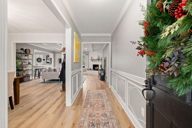 10626 Holly Springs Drive, Houston, TX 77042