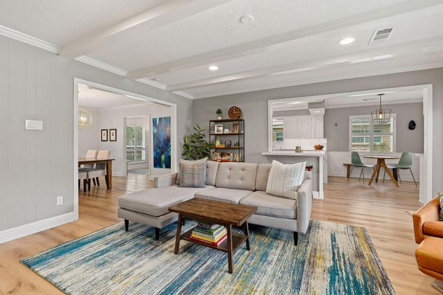 10626 Holly Springs Drive, Houston, TX 77042