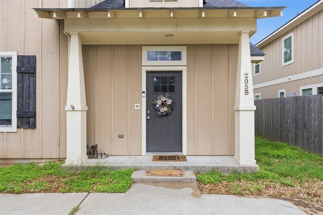 205B Sterling Street, College Station, TX 77840