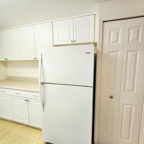 9 Margarita Lane, Port St. Lucie, Port St Lucie, FL 34952