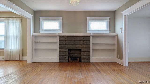88 Commonwealth Avenue, Buffalo, NY 14216
