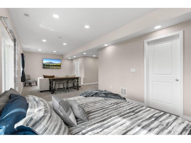 768 Harvard St, Johnstown, CO 80534