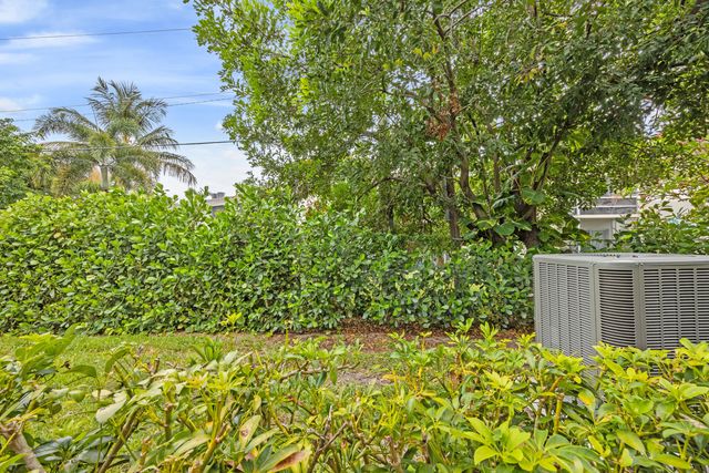 200 Horizons W 106, Boynton Beach, FL 33435