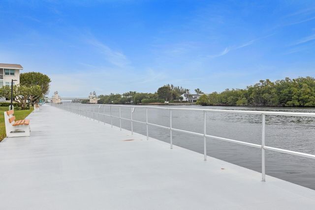 200 Horizons W 106, Boynton Beach, FL 33435