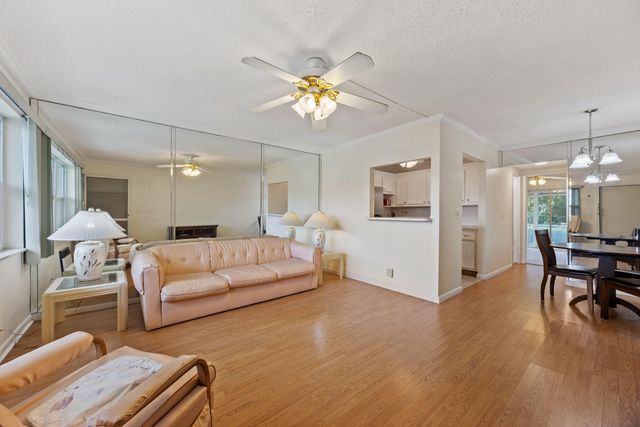 200 Horizons W 106, Boynton Beach, FL 33435